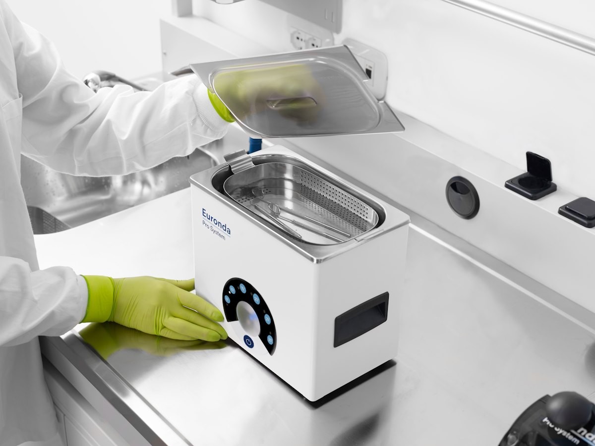 VetLine 3D - Ultraschallreinigungsgerät mit 2,7 Liter Fassungsvermögen und Heizung