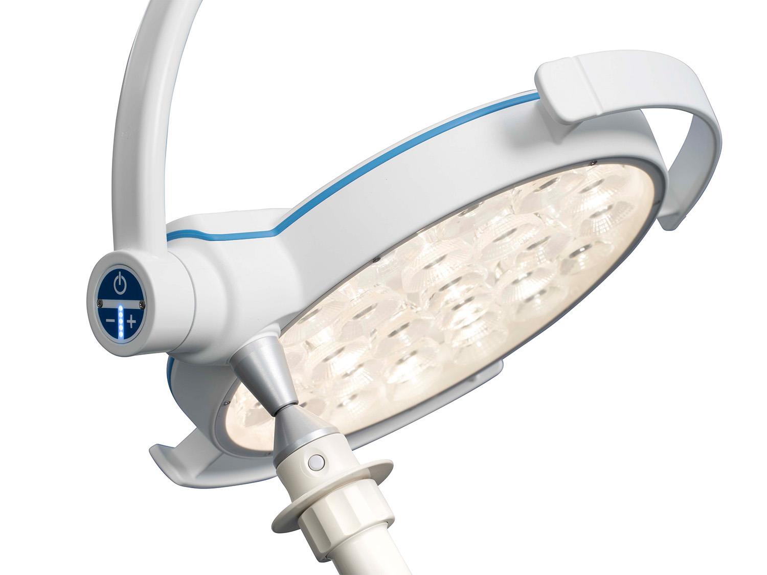 Mach LED 150 Leuchtenkörper einzeln inkl. sterilsierbarer Griffhülse 110.000 Lux Mach LED 150 Leuchtenkörper einzeln inkl. sterilsierbarer Griffhülse 110.000 Lux